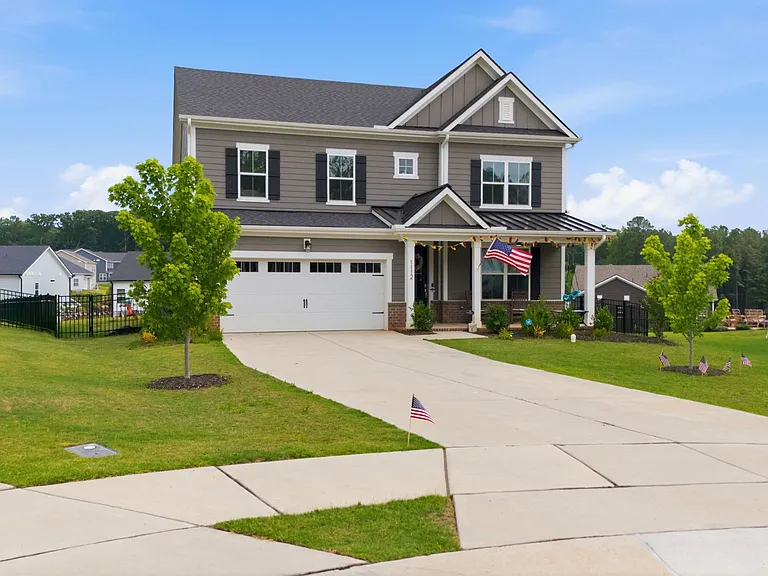 1112 Basalt Ct — Photo 3
