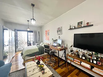 Rented by Nolita Group