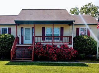 204 Ridge Rd, Poquoson, VA 23662