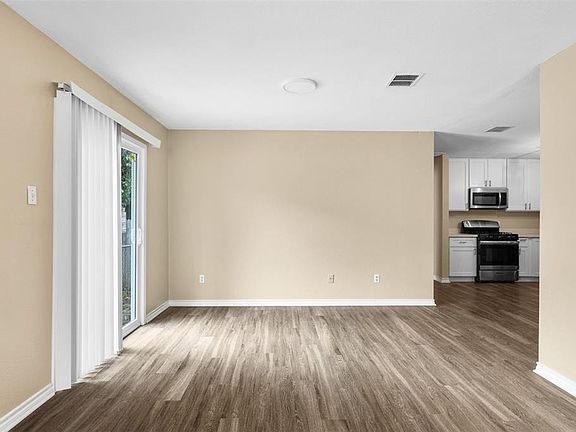 3rd image of 8103 Willet Trl #A