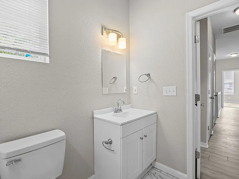 126 Linden Avenue — Photo 39