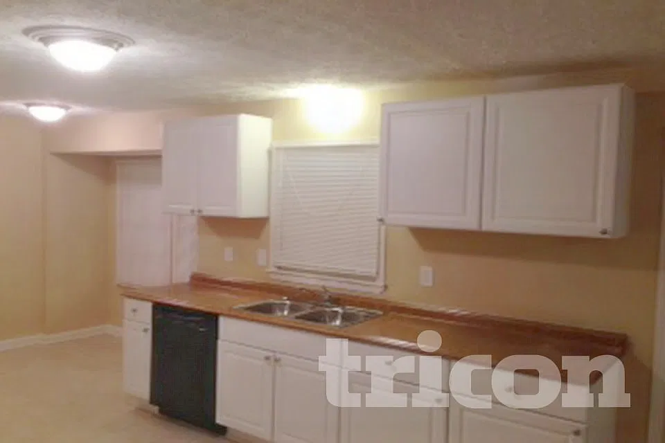 356 Sherwood Drive Lawrenceville GA — Photo 2