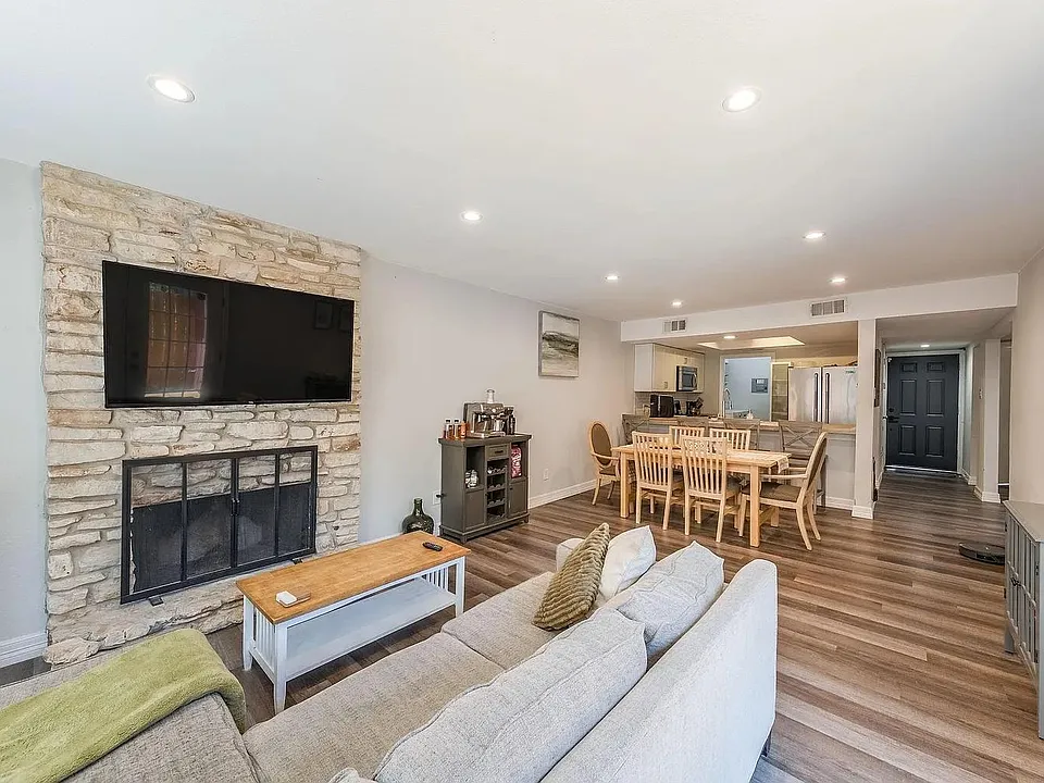4807 Yucca Hill Dr
