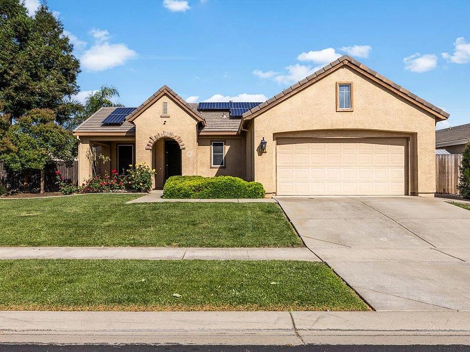1st image of 2129 Golden Gate Dr