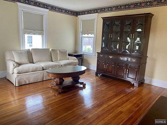 3rd image of 241 Herbert Ave APT 2
