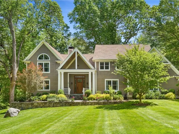 10 Five Ponds Drive, Waccabuc, NY 10597