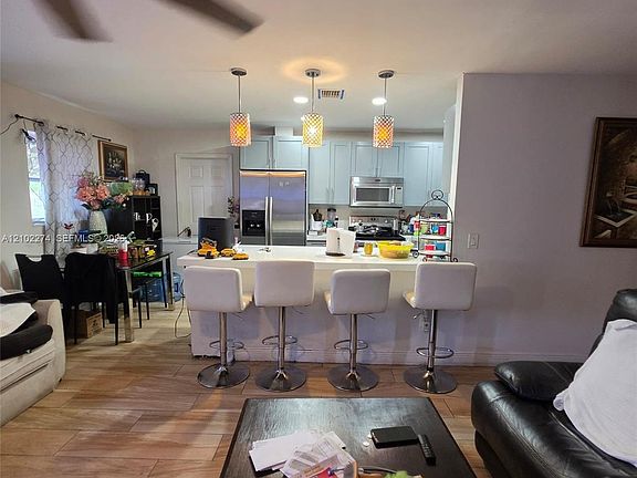 3rd image of 1611 N 69th Way