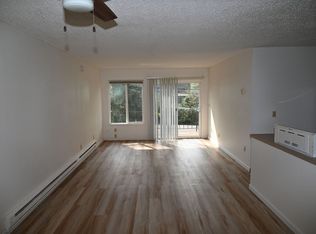 2301 SE Courtney Ave APT 9, Portland, OR 97222