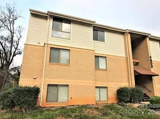 4809 Spring Lake Dr APT E, Charlotte, NC 28212