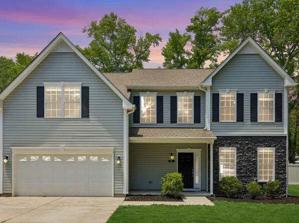 101 Sycamore Ln, Yorktown, VA 23690