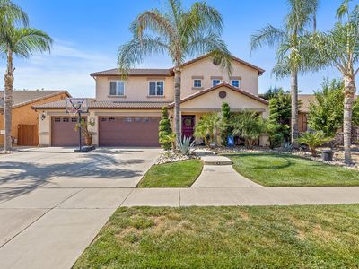 2235 E Victor Avenue, Visalia, CA, 93292