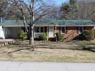 124 Keloy St, Spartanburg, SC 29301