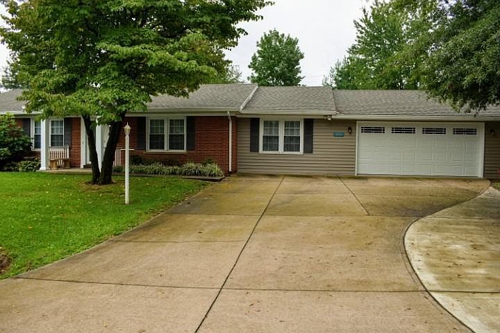 1st image of 611 Timothy Dr