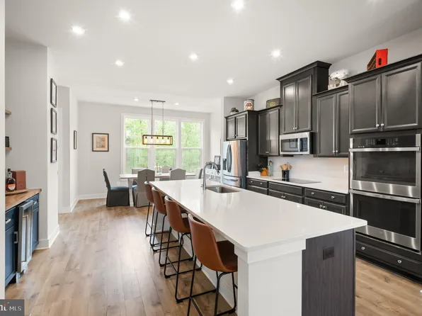 2495 Liberty Loop, Herndon, VA 20171