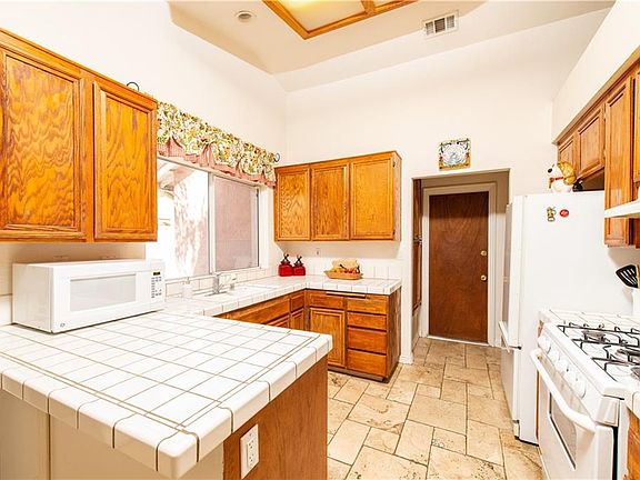 5th image of 25131 Avocet Cir