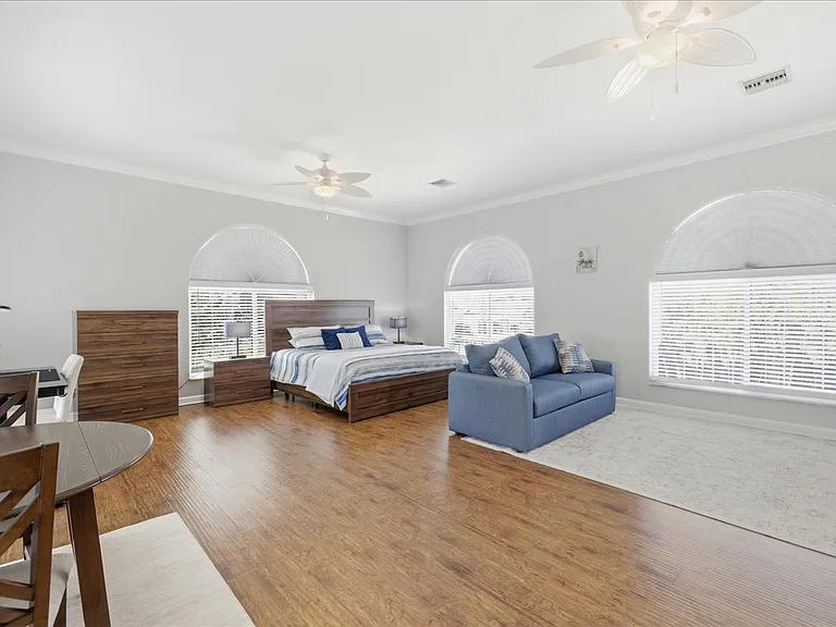 2371 Coral Point Dr — Photo 34
