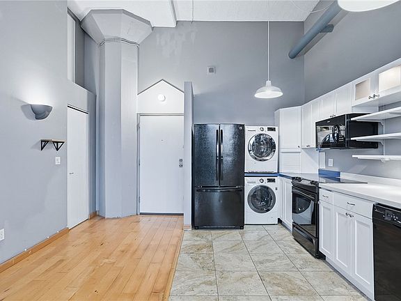 3rd image of 5850 Centre Ave APT 210