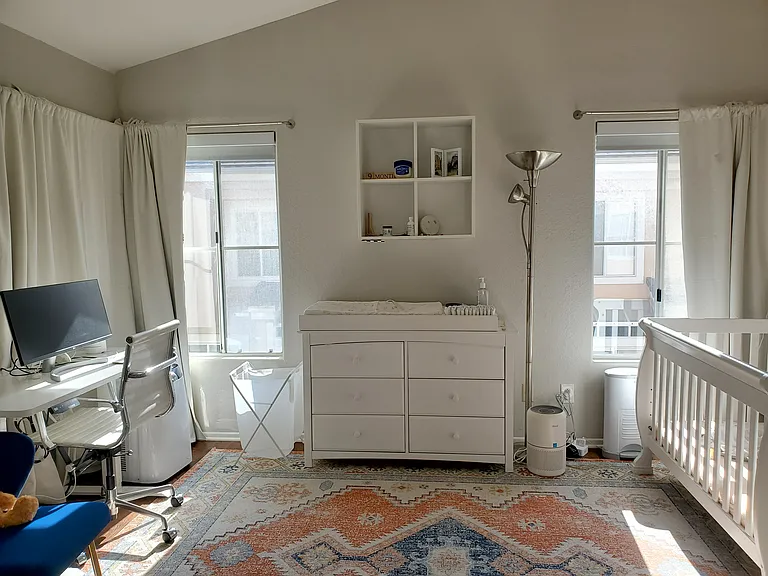 2nd bedroom - as big as the Master bedroom
