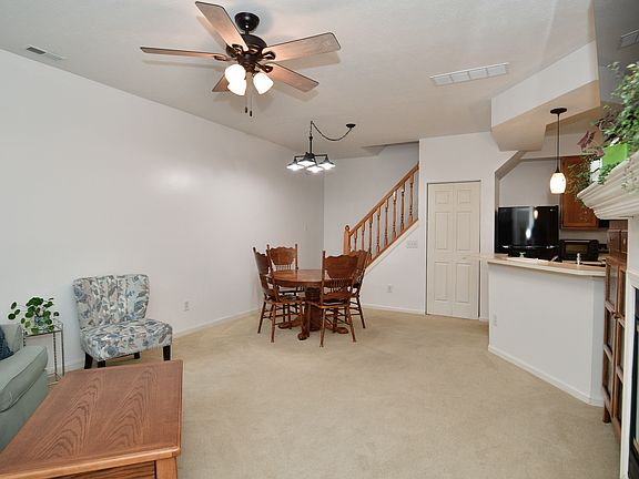 4th image of 6566 Green Haven Pl Unit B