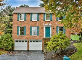 121 Partridge Run Rd, Gibsonia, PA 15044