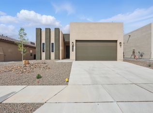 1718 Tesoro Loop NW, Los Lunas, NM 87031