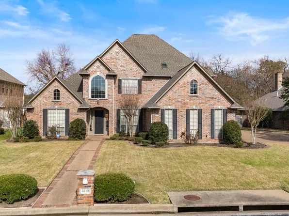 2219 Firestone Cir, Tyler, TX 75703