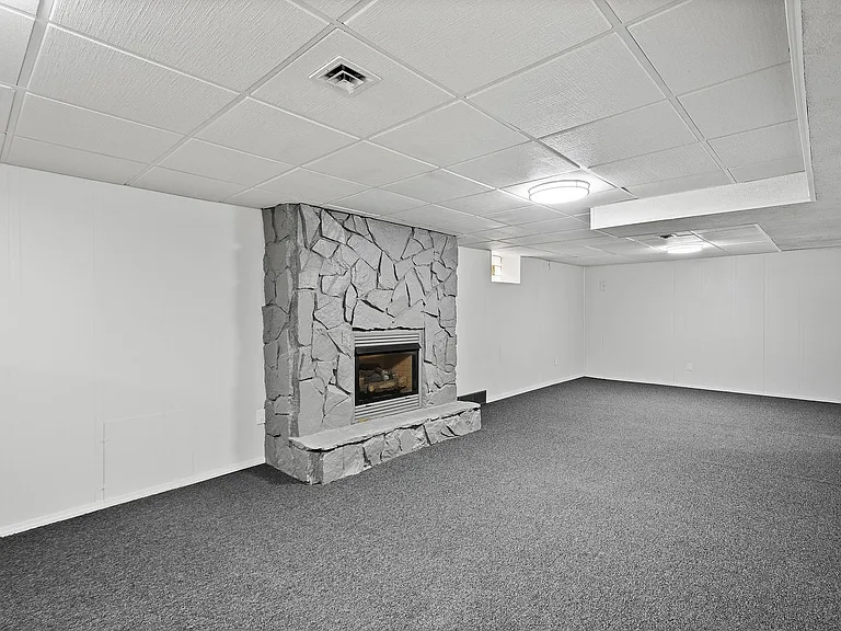 1411 Fairmont St — Photo 18