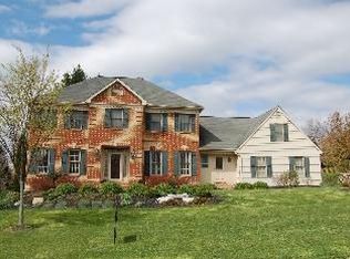 2104 Saddleridge Rd, Lancaster, PA 17601