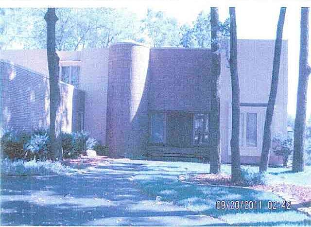 1st image of 4033 Fox Lake Dr W