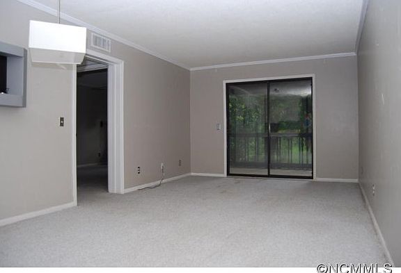 4th image of 23 Lake Dr