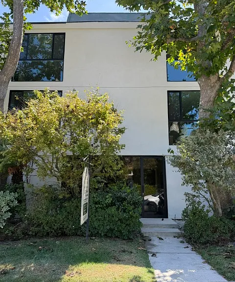 11746 Bellagio Rd — Photo 16