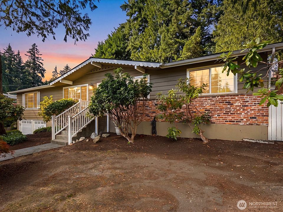 1st image of 10610 NE 190th Street