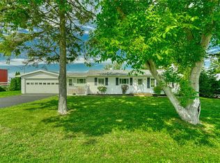 4650 Emerson Rd, Canandaigua, NY 14424
