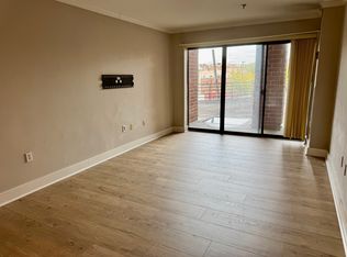 15 N Beacon St APT 104, Allston, MA 02134