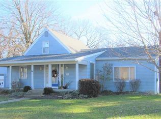 204 Melzena St, Springdale, PA 15144