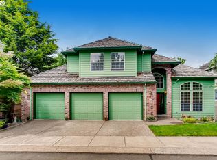 9729 NW Randall Ln, Portland, OR 97219