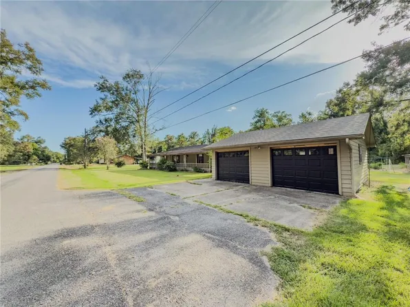 13123 Dee Gautreau Rd, Gonzales, LA 70737