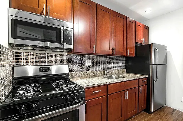 Rented by Executive Towers  | media 7