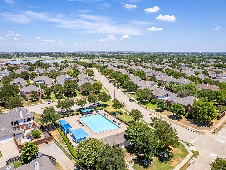 8317 Salado Springs Dr — Photo 25