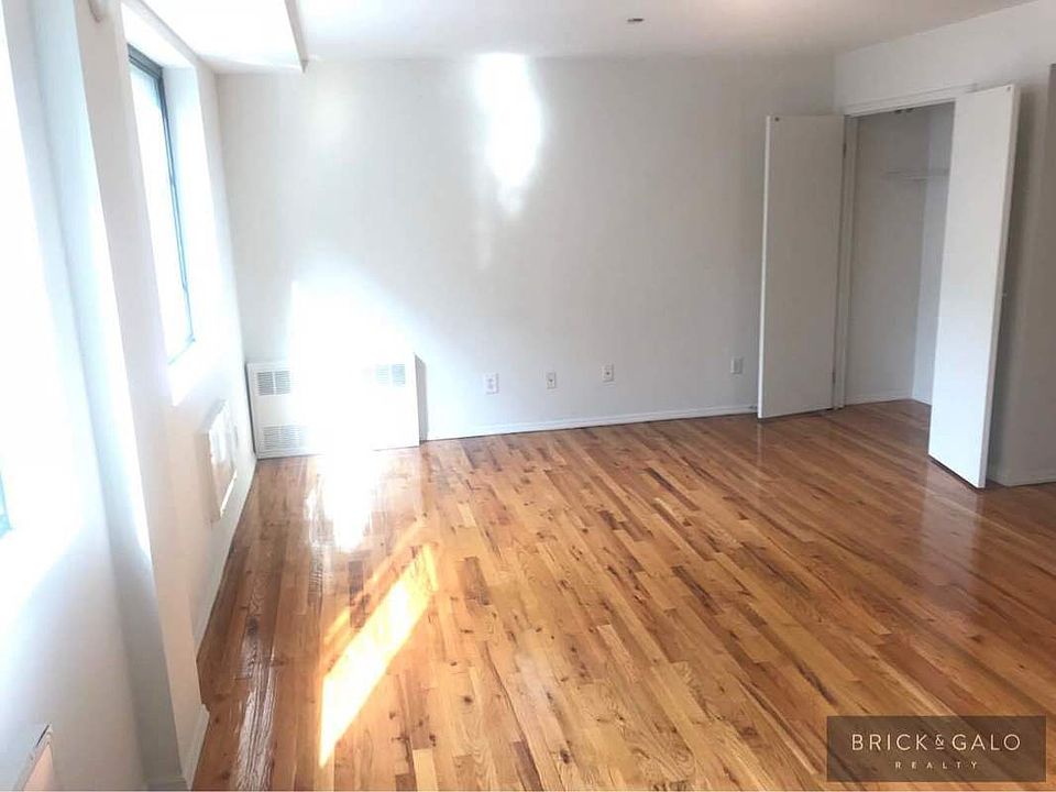 1st image of 229 Parkville Ave APT 1B