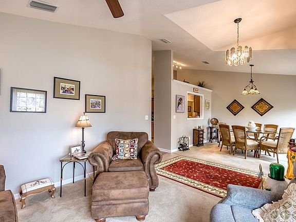 4th image of 117 McGill Cir