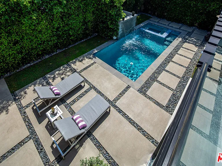631 N Curson Ave — Photo 26