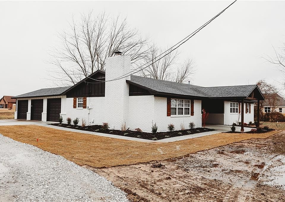 1st image of 5569 W Persimmon St