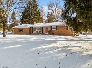 3596 Rolling Ridge Rd NE, Canton, OH 44721