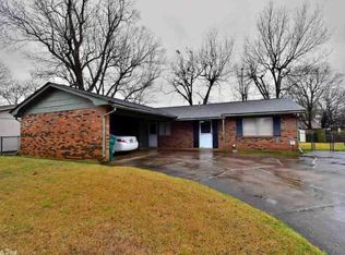 2802 Colonial Ave, Pine Bluff, AR 71601