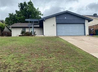 6632 Laurel Dr, Oklahoma City, OK 73162