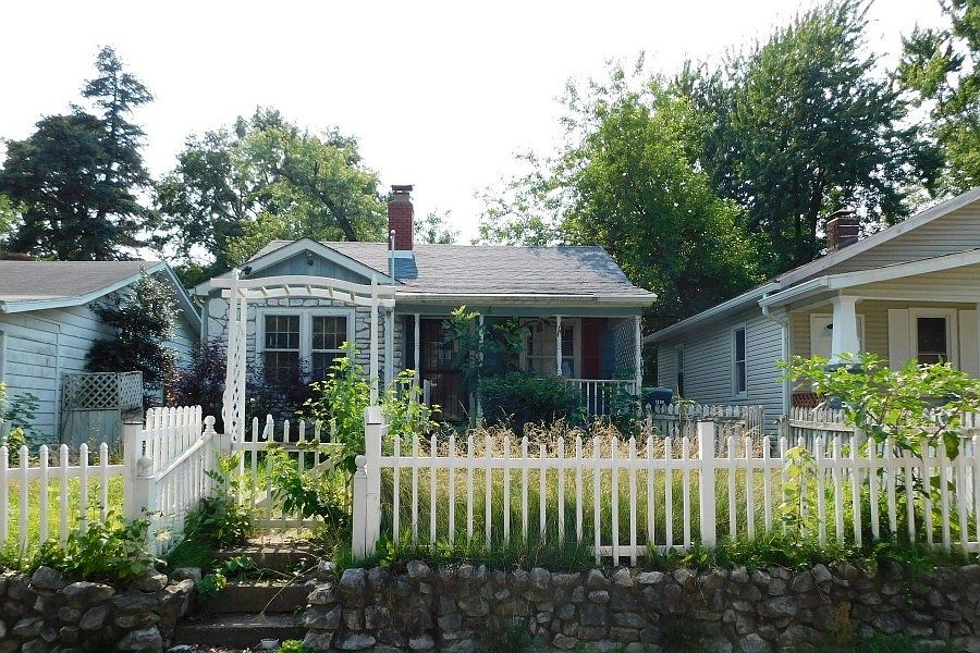 1st image of 1309 Marshall Ave