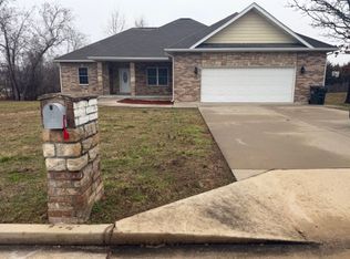 307 Traci Dawn Dr, Rolla, MO 65401