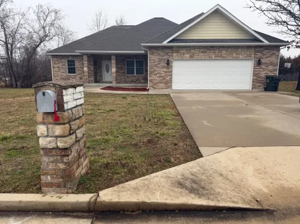 307 Traci Dawn Dr, Rolla, MO 65401