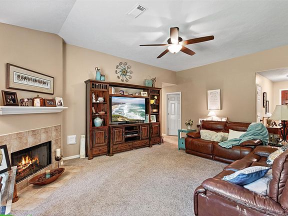 4th image of 3001 Meadow Bay Dr